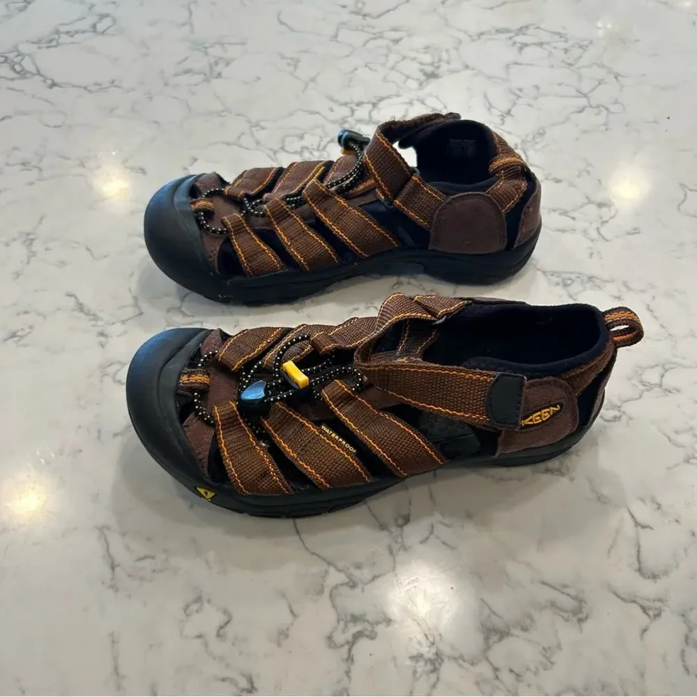 Keen brown youth